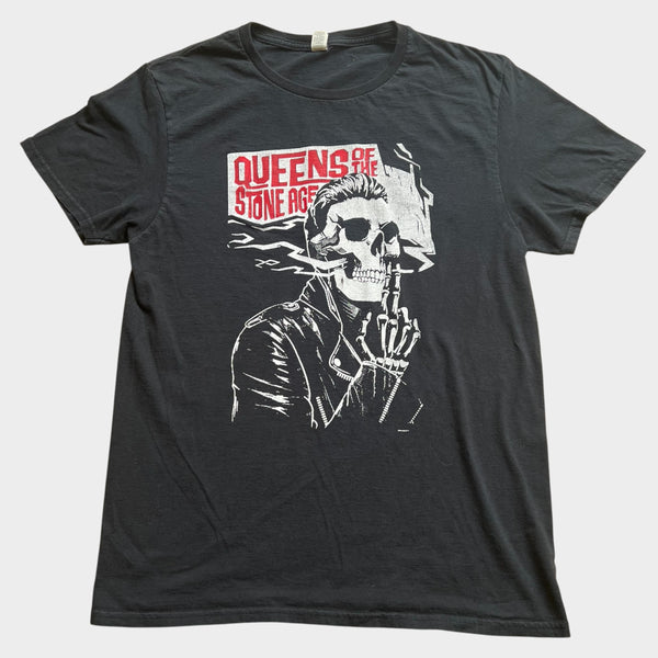 2017 Queens Of The Stoneage "Villains" Lou Desert Band Promo Tee Shirt