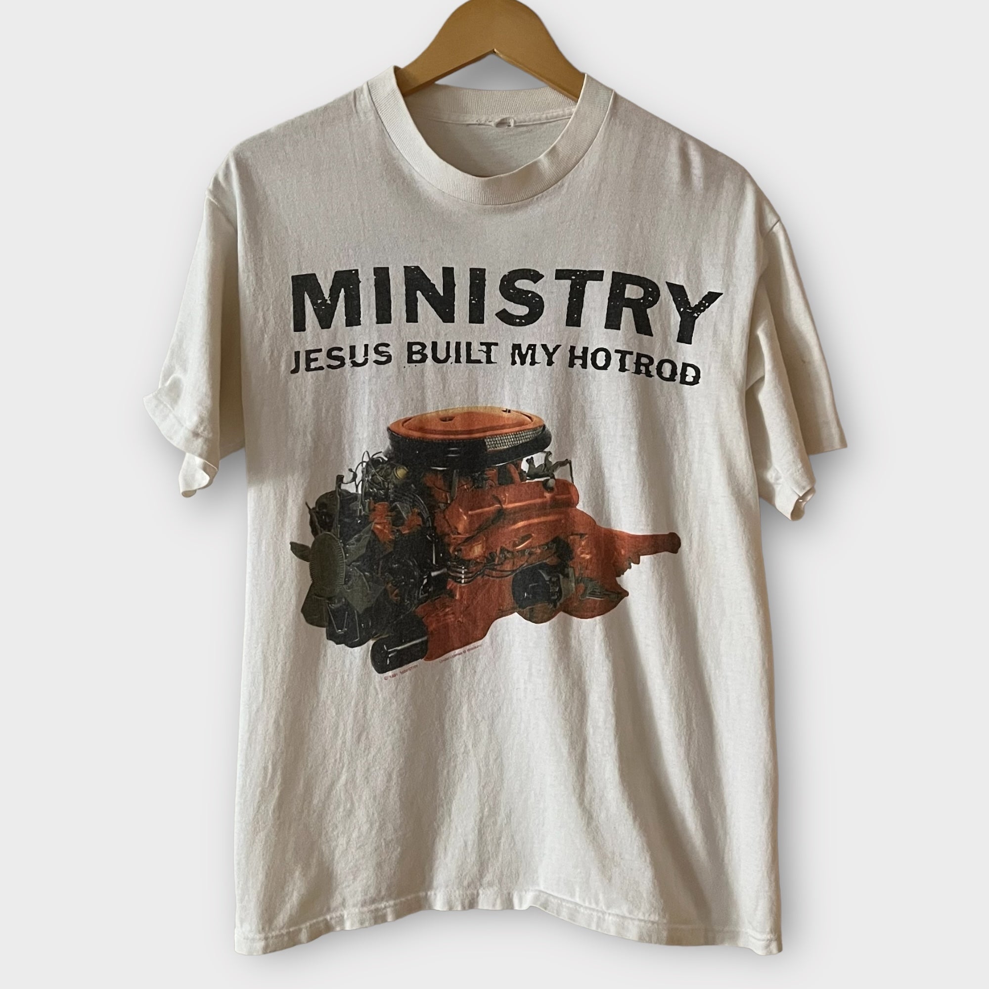 トップス MINISTRY JESUS BUILT MY HOTROD Jesus Built My Hotrod T-Shirt (Natural) – Ministry Store US