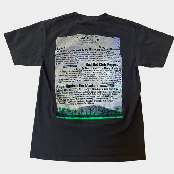 2007 Coachella Festival Vintage Tee Shirt (Ft. Bjork, Red Hot Chili Peppers, Rage Against The Machine, Arcade Fire, etc..)