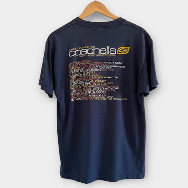 2001 Coachella Music Festival (Ft. Jane's Addiction, Weezer, Fatboy Slim, Iggy Pop, Chemical Brothers, Etc..) Vintage Tee Shirt