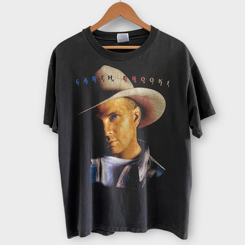 1995 Garth Brooks "Fresh Roses" Tour Vintage Country Music Tee Shirt