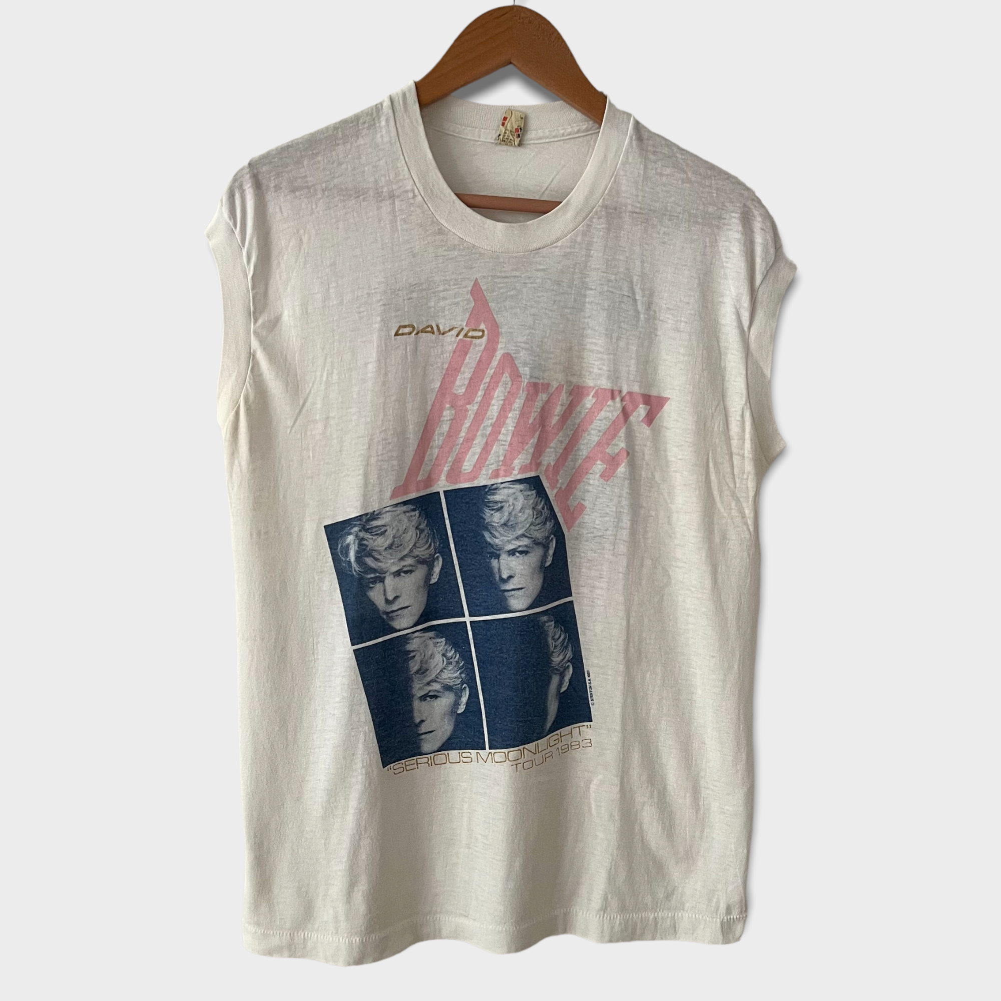 1983 David Bowie "Serious Moonlight" Tour At Oakland Stadium Vintage Tank Top Tee Shirt
