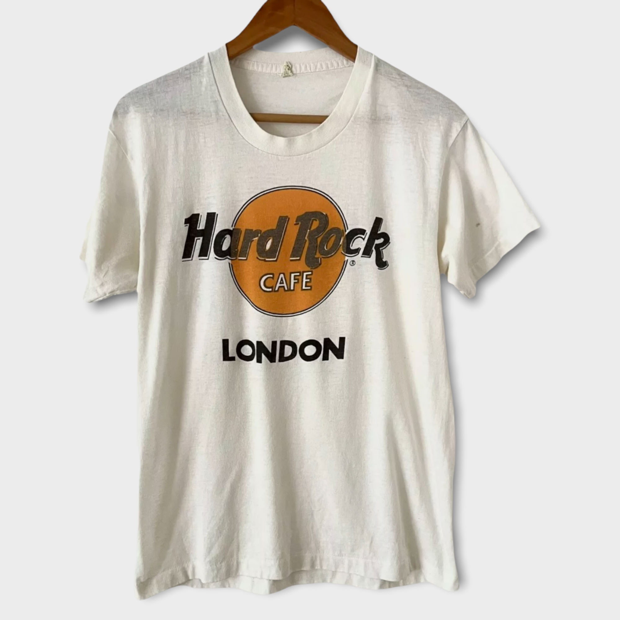 religion æggelederne vaccination 1980s Hard Rock Cafe London Vintage Tee Shirt – Zeros Revival